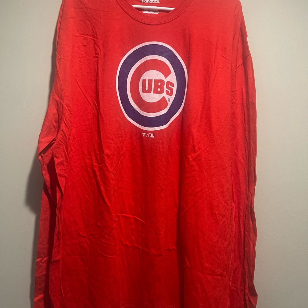 Majestic Men's Red Cubs Long Sleeve Shirt